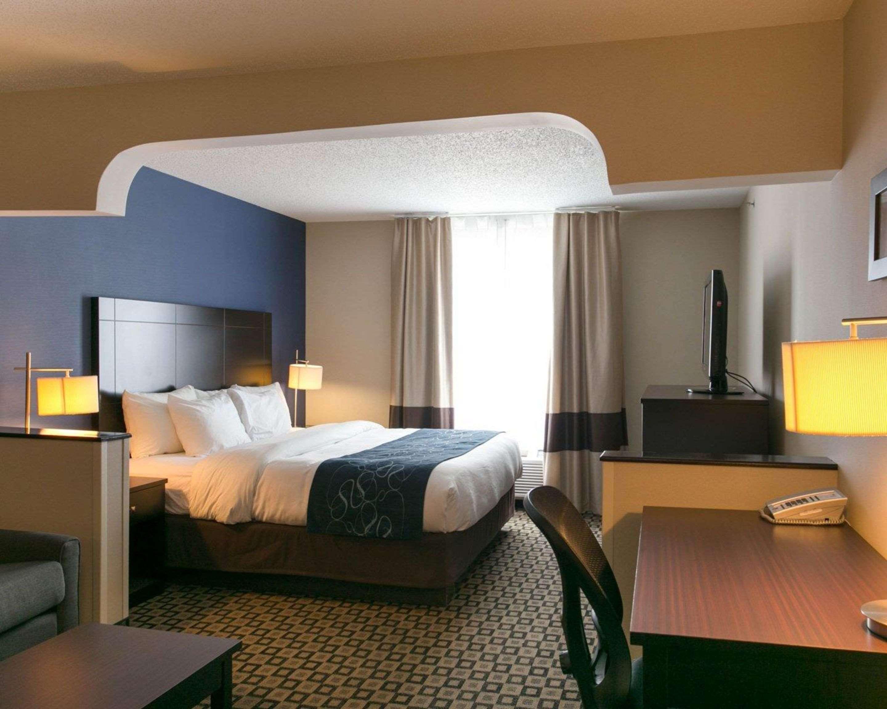 Comfort Suites Benton Harbor - St Joseph Экстерьер фото