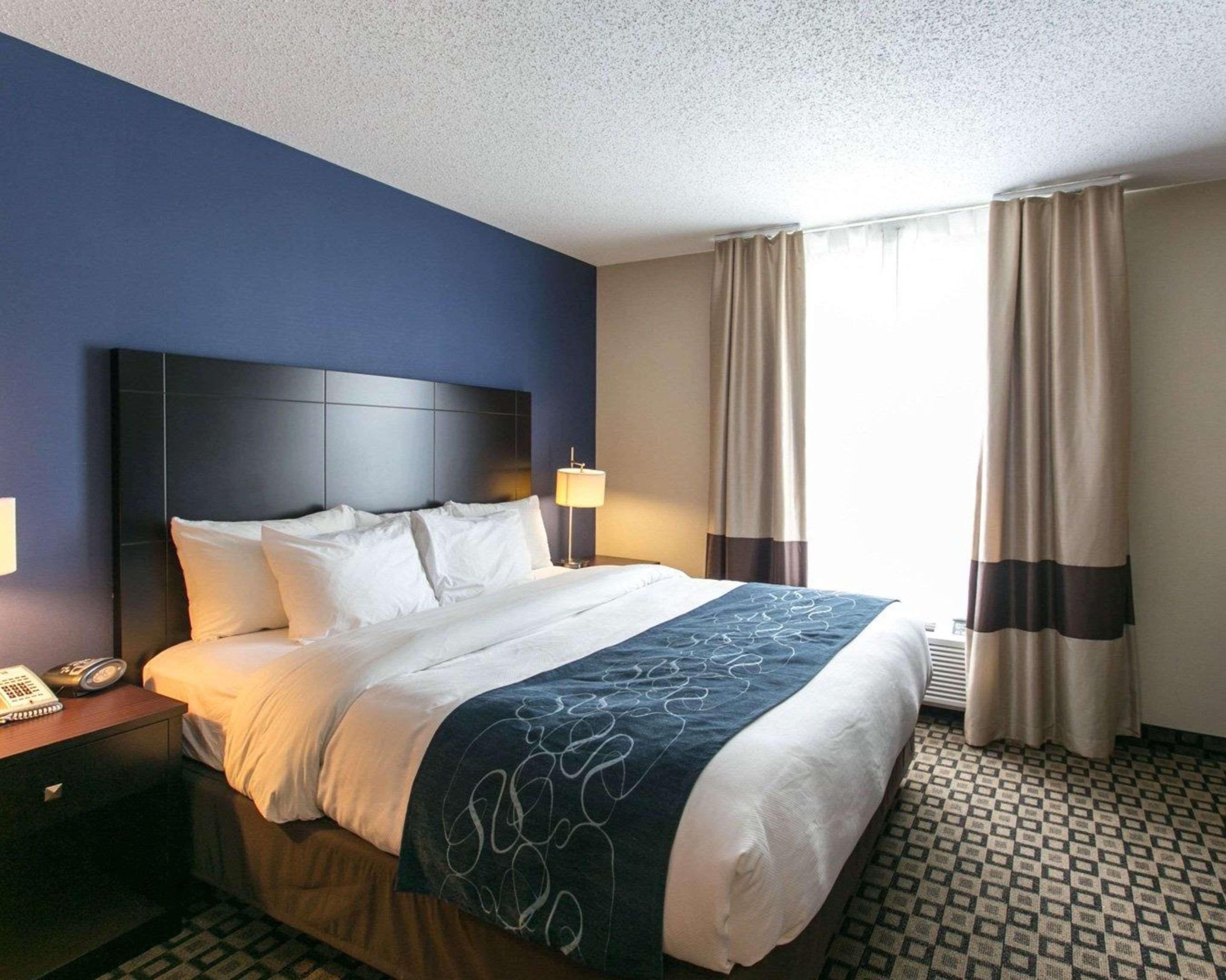Comfort Suites Benton Harbor - St Joseph Экстерьер фото