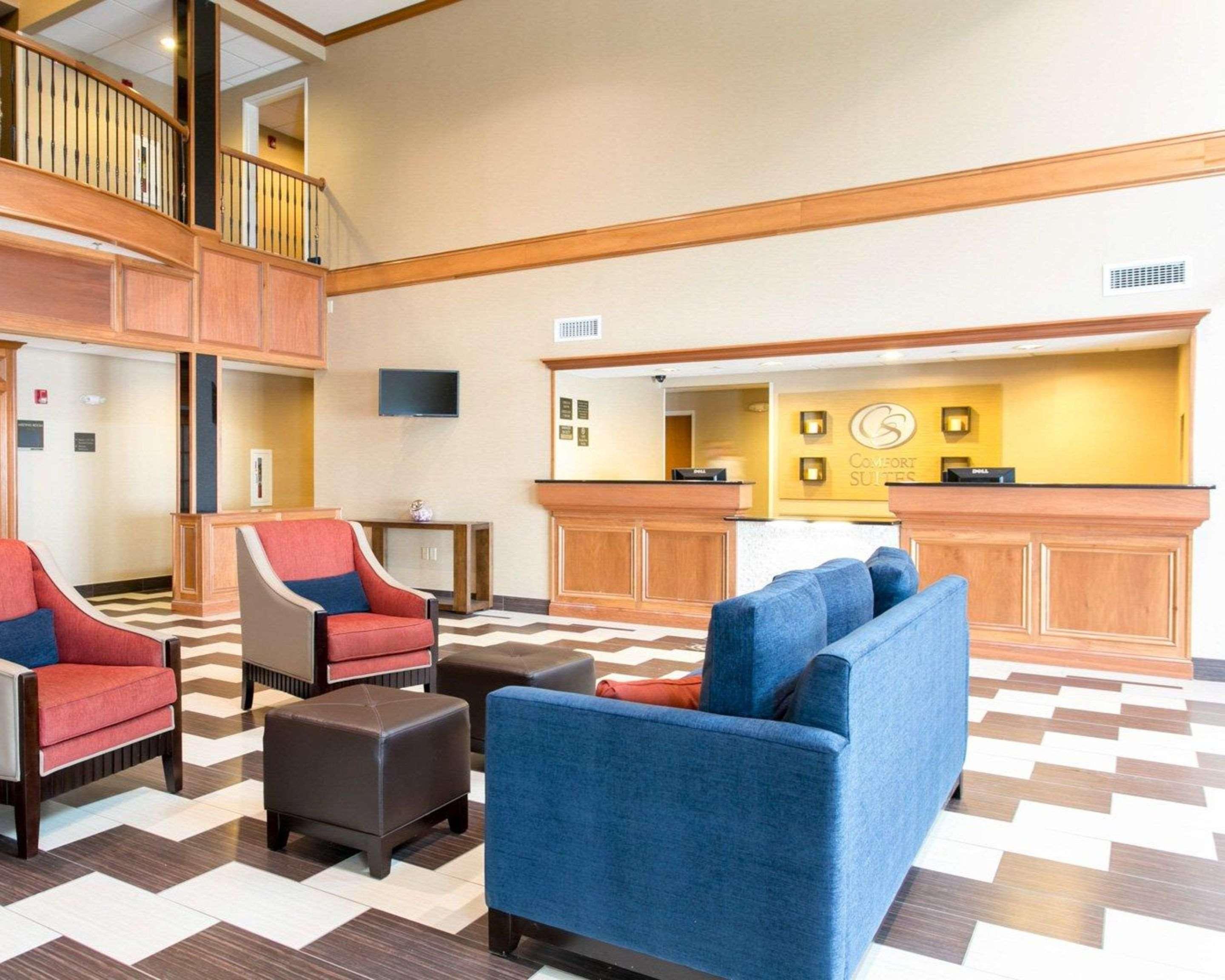 Comfort Suites Benton Harbor - St Joseph Экстерьер фото