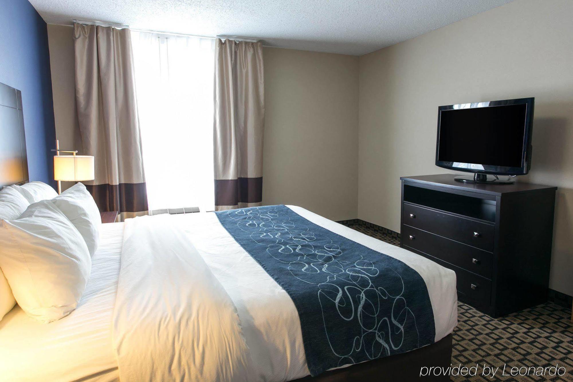 Comfort Suites Benton Harbor - St Joseph Экстерьер фото