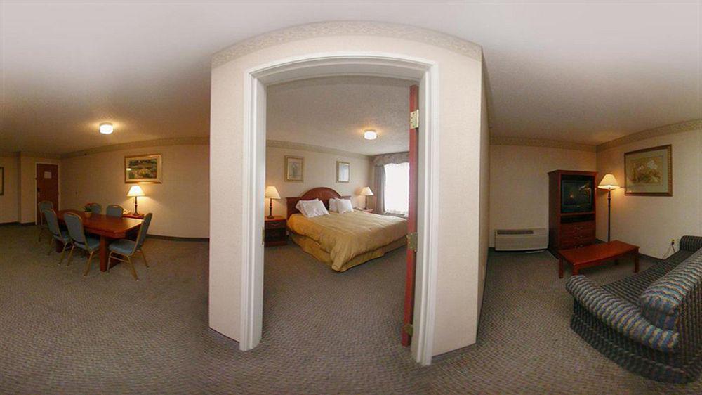 Comfort Suites Benton Harbor - St Joseph Экстерьер фото